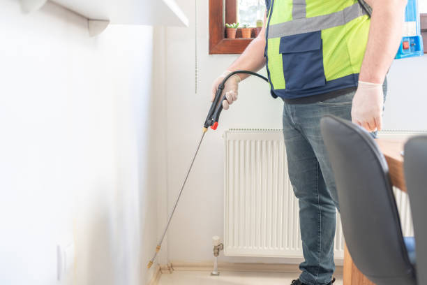 Best Commercial Pest Control Services  in Middletown, VA